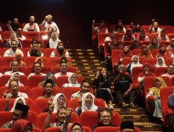 Ratusan Santri Bone Masuk Bioskop, Kenali Bahaya Cyberbullying